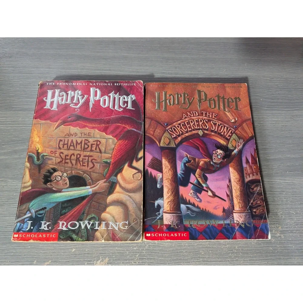 Harry Potter Books 1 & 2 Sorcerers Stone Chamber of Secrets JK Rowling